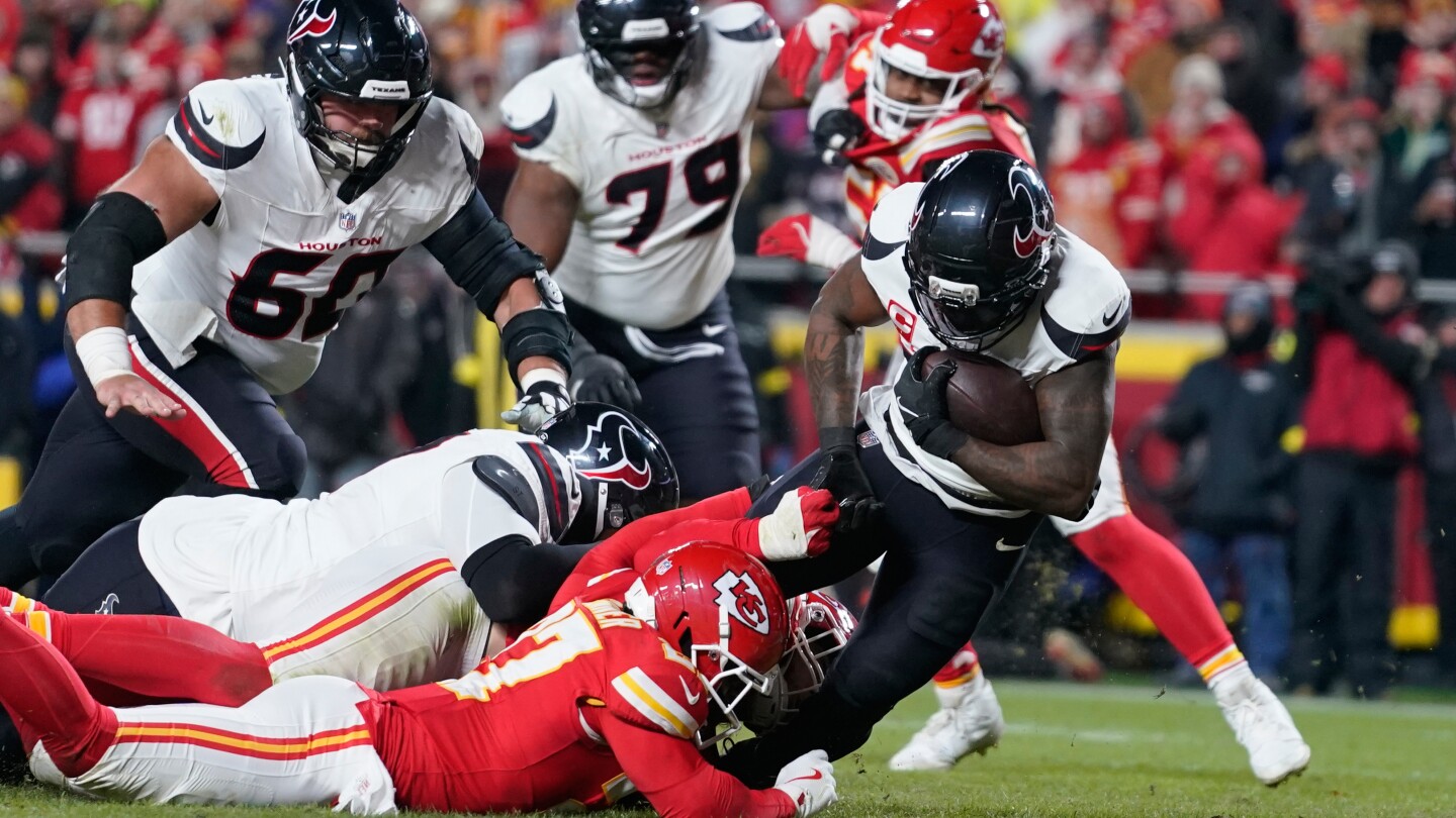  Texans shut down Mahomes and beat Chiefs 20-10