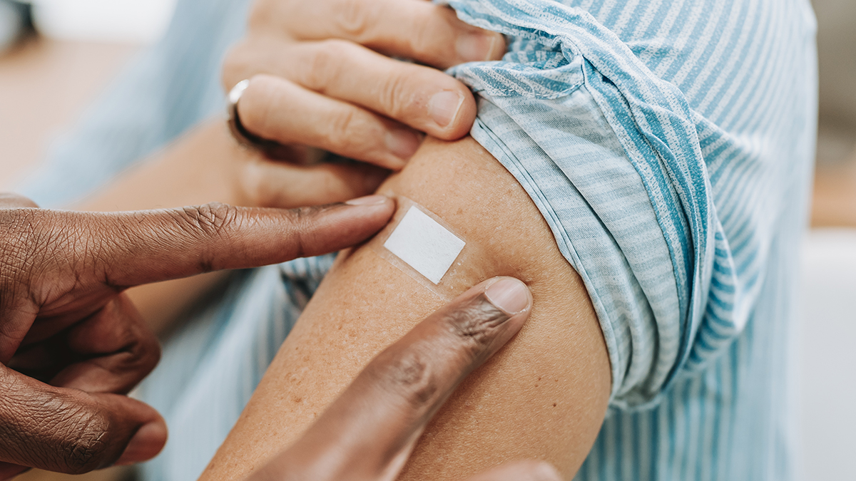  An Existing Vaccine Could Slow Dementia And Cut Death Risk by 30% : ScienceAlert