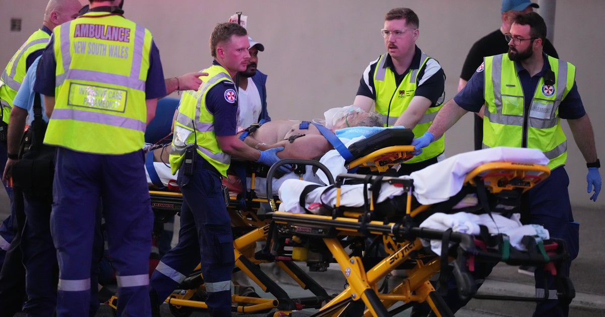  Gunmen kill at least 11 in attack targeting Australia’s Bondi Beach Jewish community Hanukkah celebration, officials say