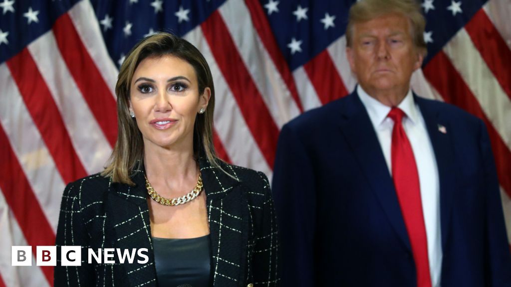  Appeals court disqualifies ex-Trump lawyer as New Jersey prosecutor