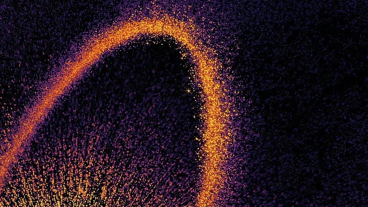  Unprecedented Image Shows 2 Protoplanets Smashing Into Each Other, Forming Giant Dust Cloud