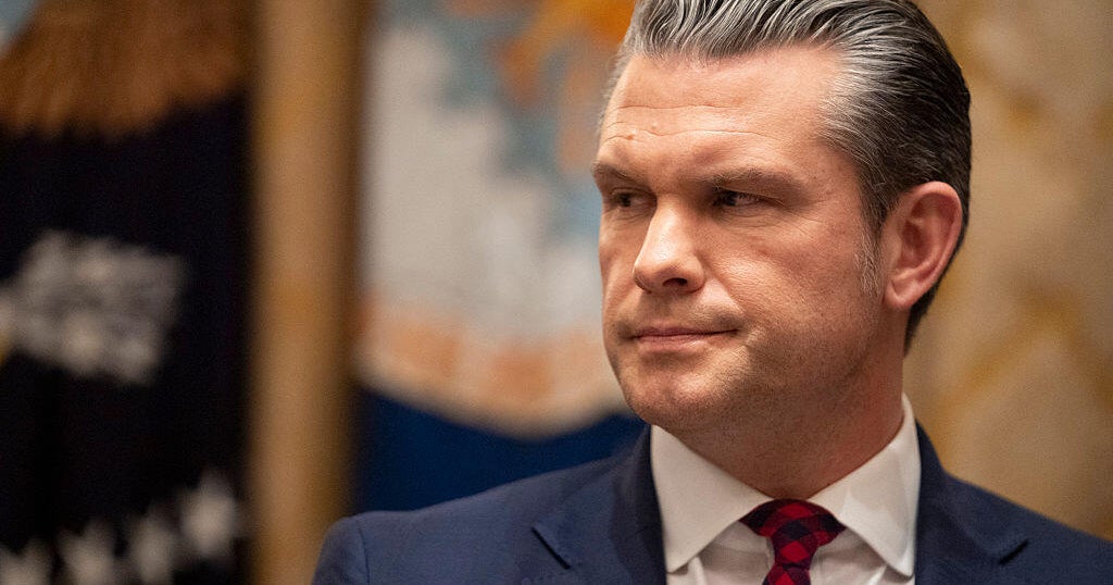  Survivors in boat strike were trying to climb back onto vessel before follow-up attack, source says