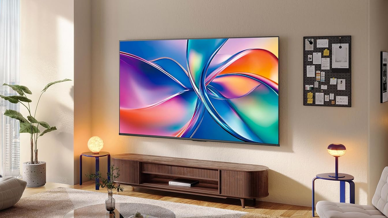 The Hisense 100" QD6 in a living room.