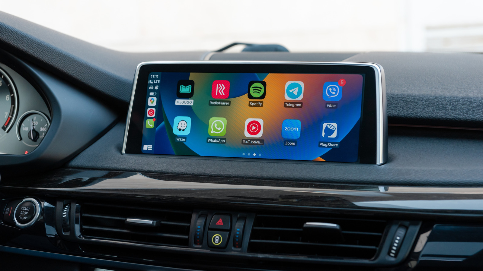  5 Underrated CarPlay Apps Most Drivers Are Missing Out On