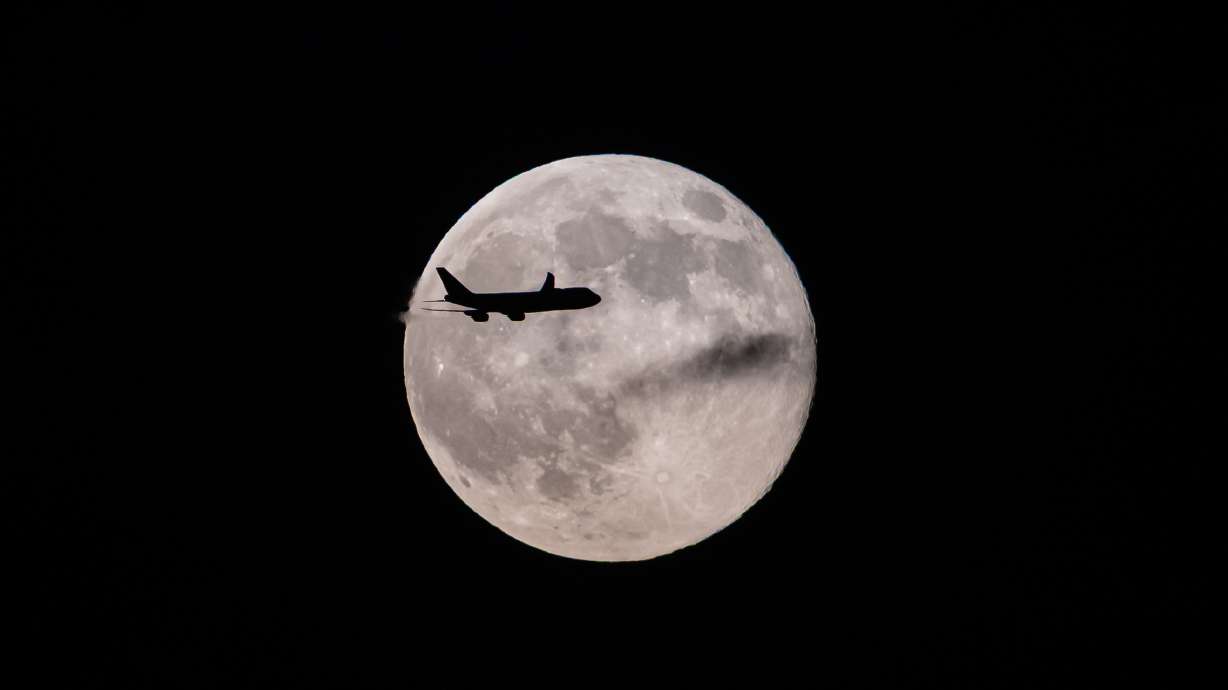  How to watch the last supermoon of the year