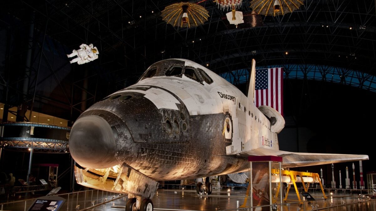  NASA’s New Chief Finds Loophole for Texas Shuttle Switcheroo