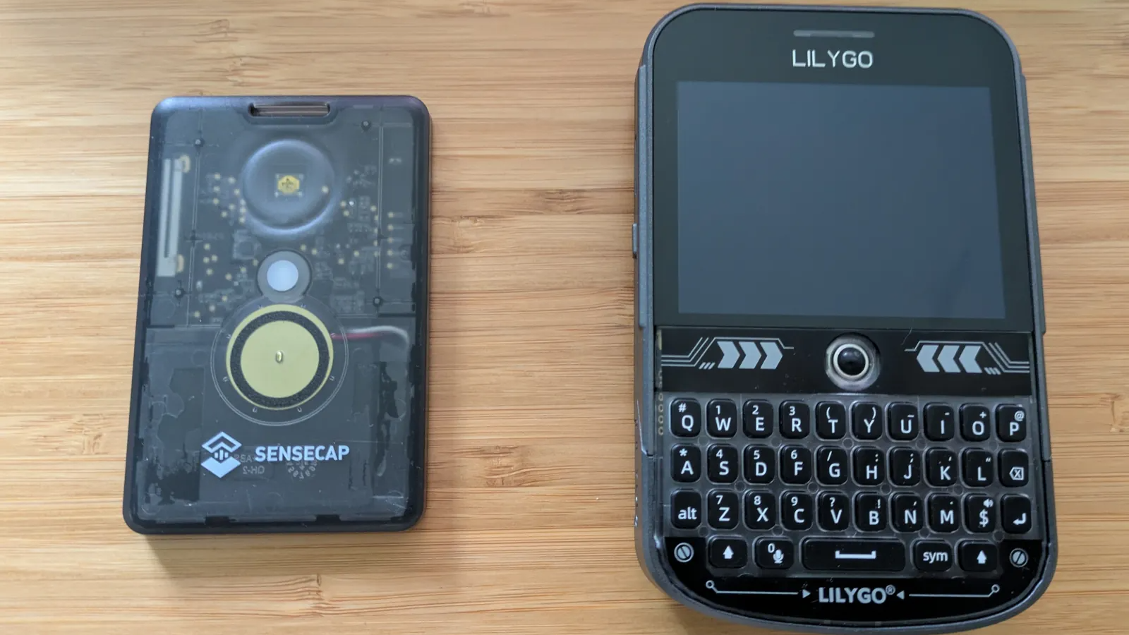  Lessons Learned After Trying MeshCore For Off-grid Text Messaging