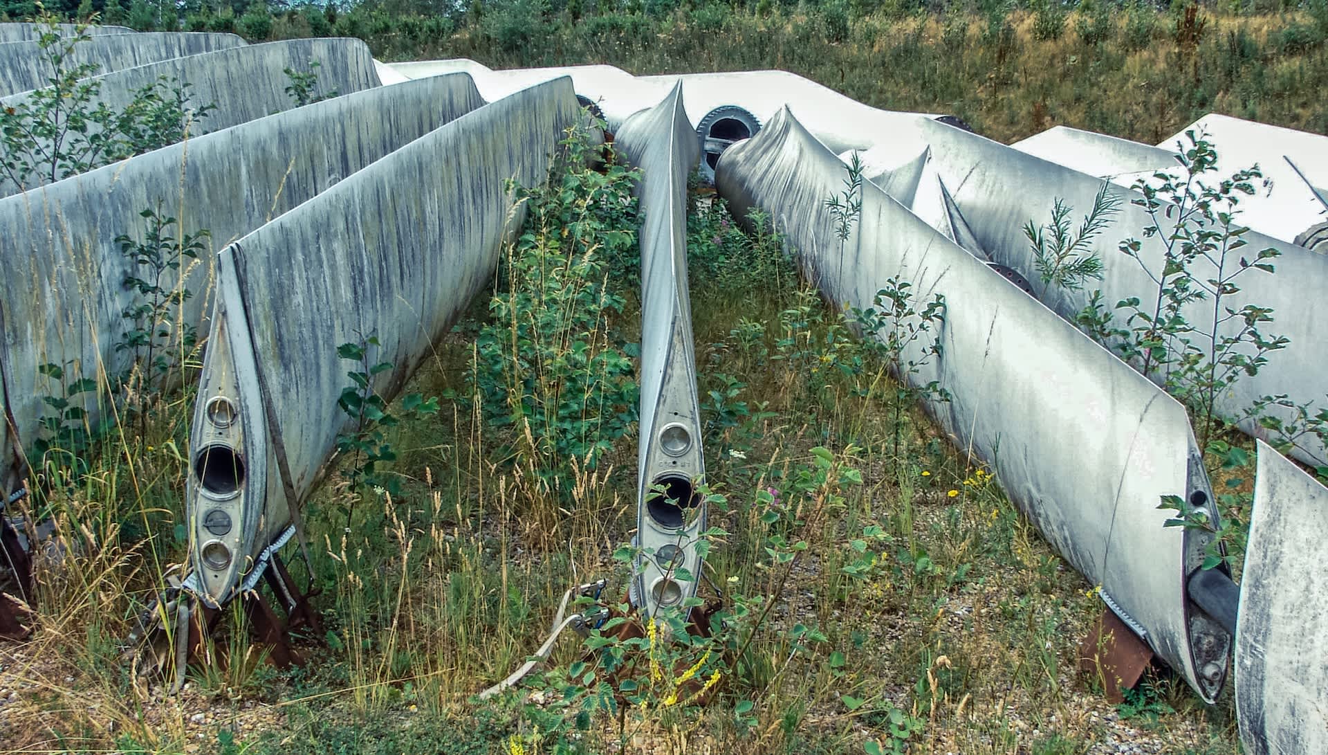  Innovative company develops surprising way to use old wind turbine blades — here’s what’s happening