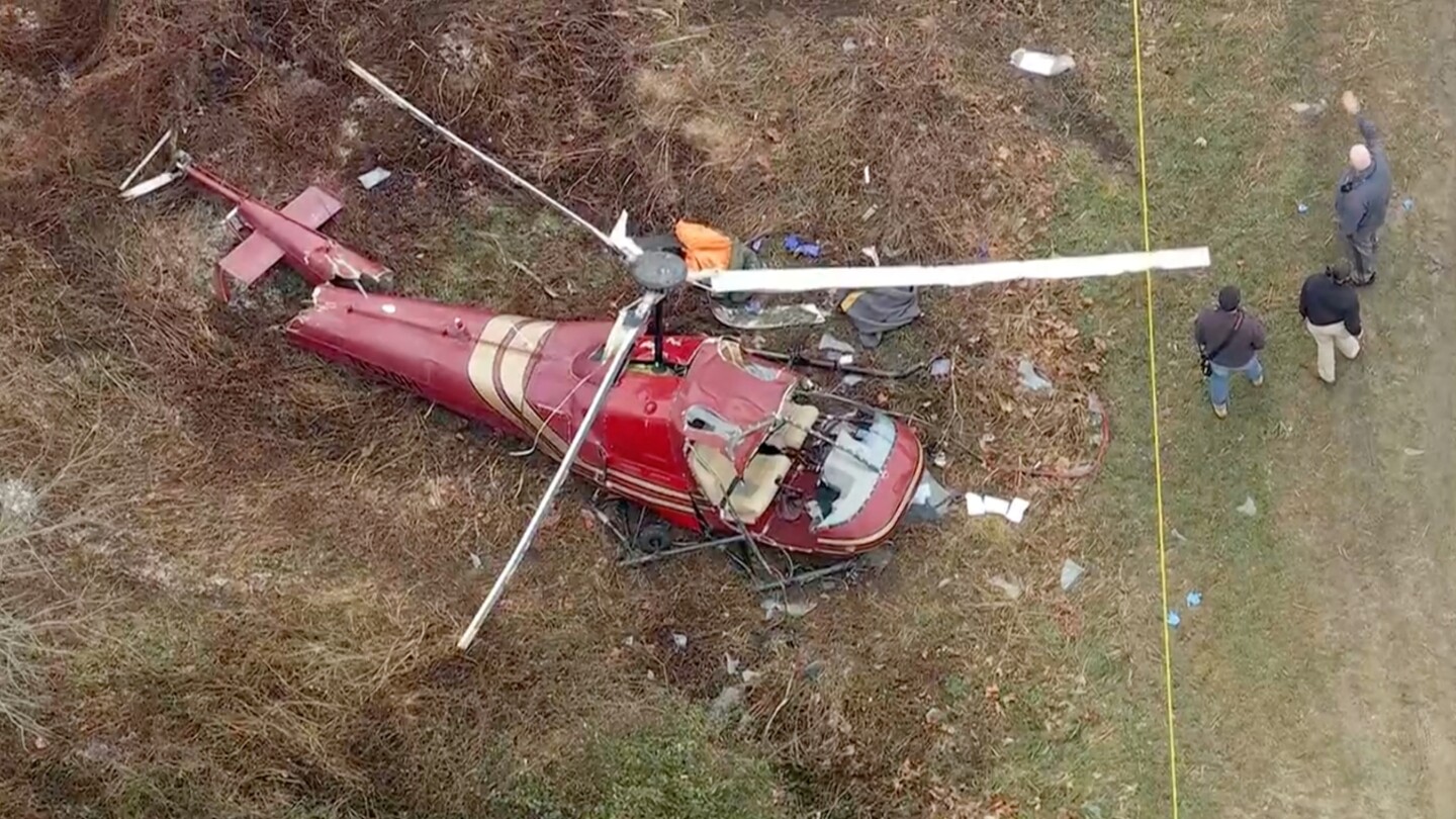  Midair helicopter crash in New Jersey leaves 1 dead and 1 injured