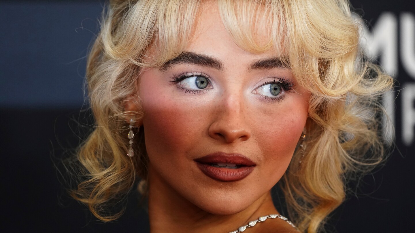  Sabrina Carpenter and Franklin the Turtle publisher object to use of work in Trump agenda