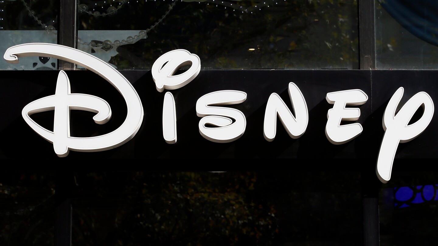  Disney invests $1B in OpenAI in deal to bring characters like Mickey Mouse to Sora AI video tool