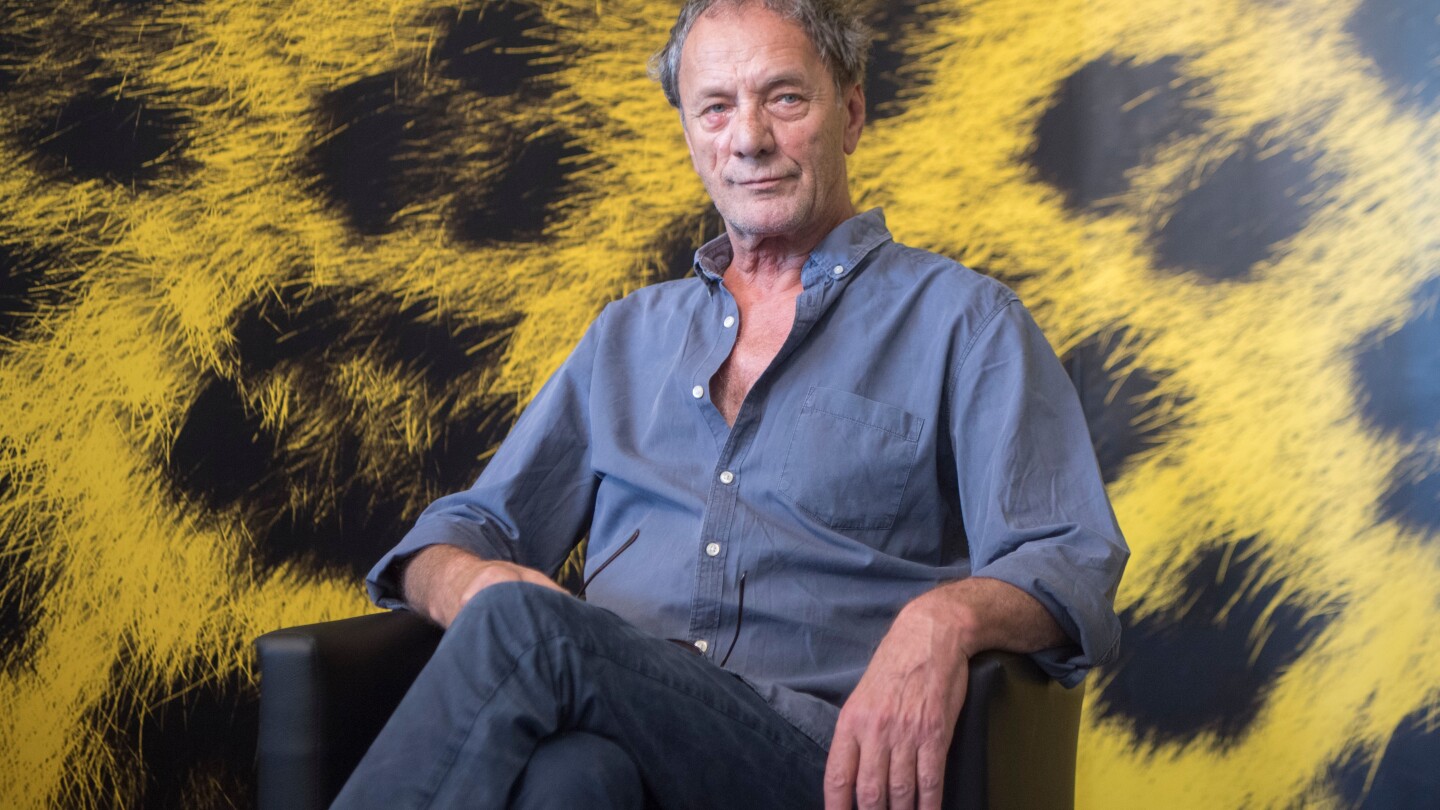  Palestinian filmmaker Mohammad Bakri dies at 72