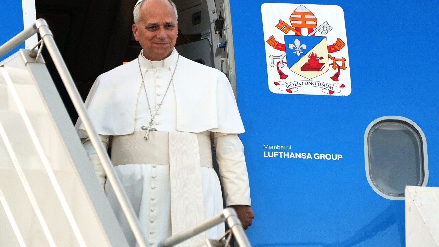  Live updates: Pope visits Christian sites in Lebanon