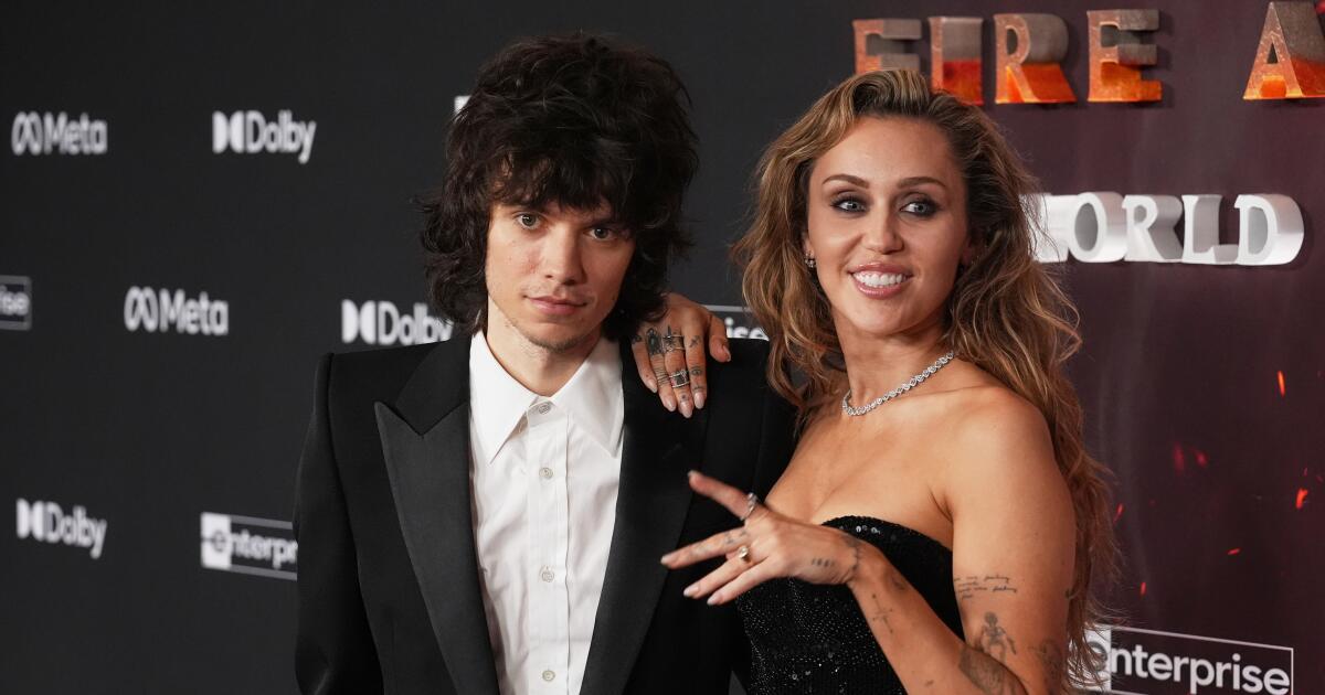  Miley Cyrus engaged to rocker boyfriend Maxx Morando