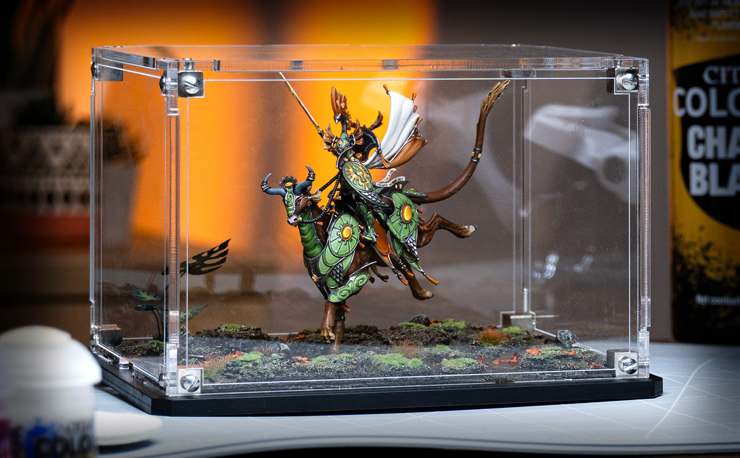  Unlock the potential of a Wicked Brick case with these stunning Warhammer dioramas