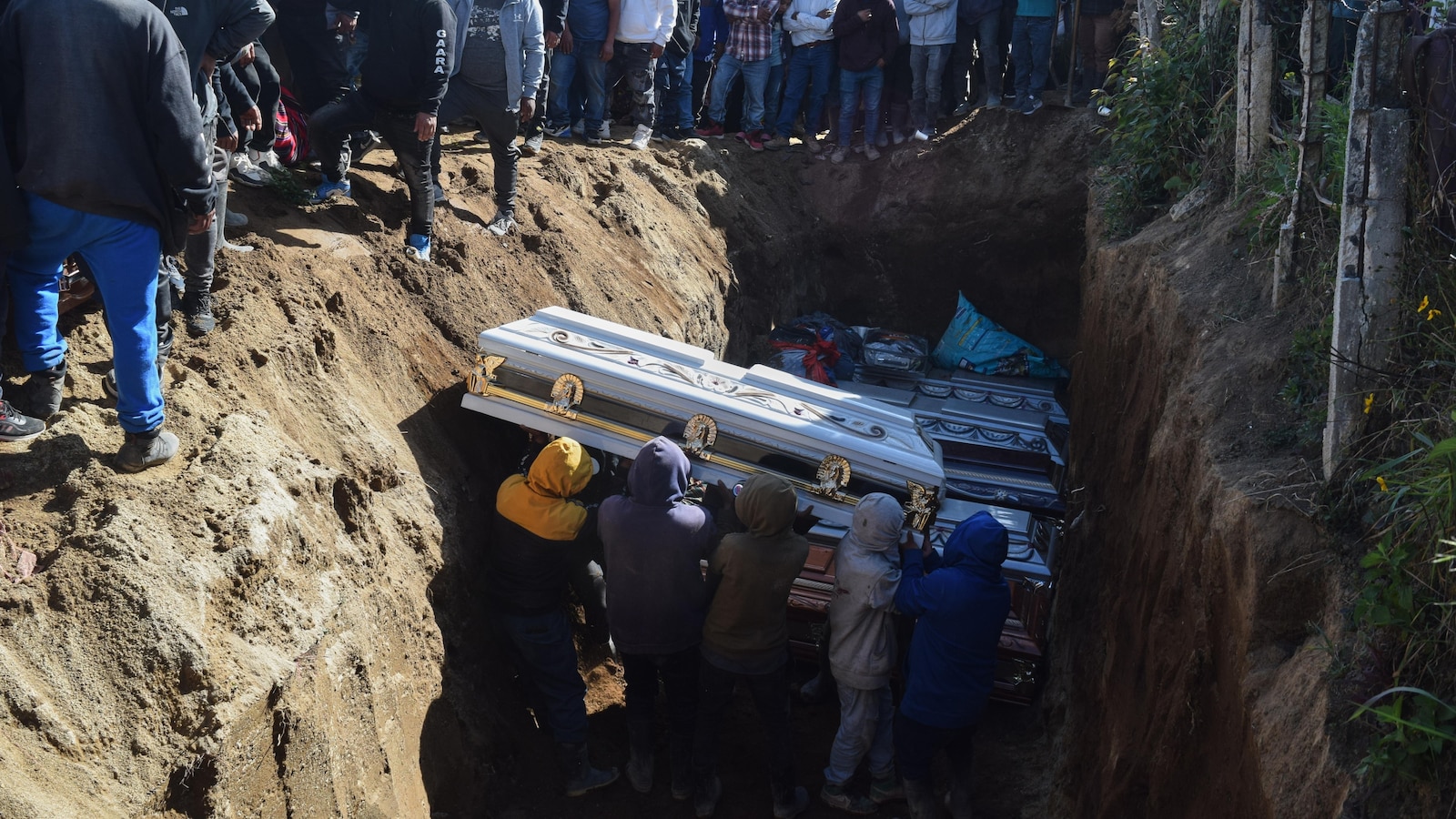  Guatemala declares state of emergency after armed attacks kill at least 5