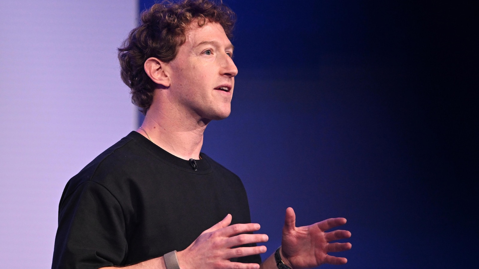  Meta buys startup Manus in latest move to advance its artificial intelligence efforts