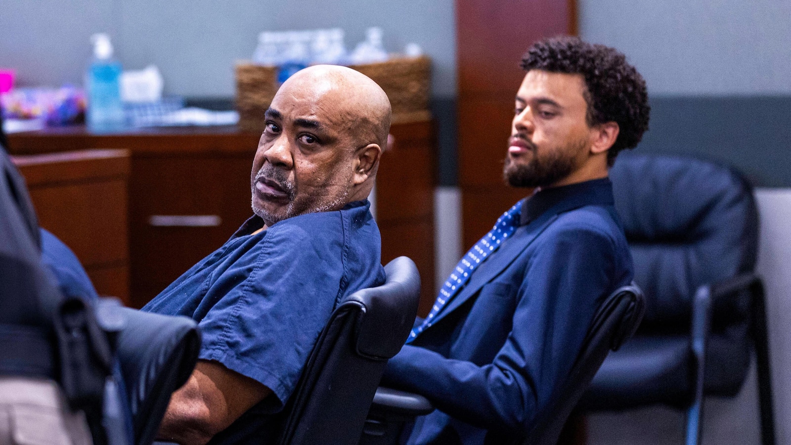  Man accused of 1996 Tupac Shakur killing seeks to suppress evidence