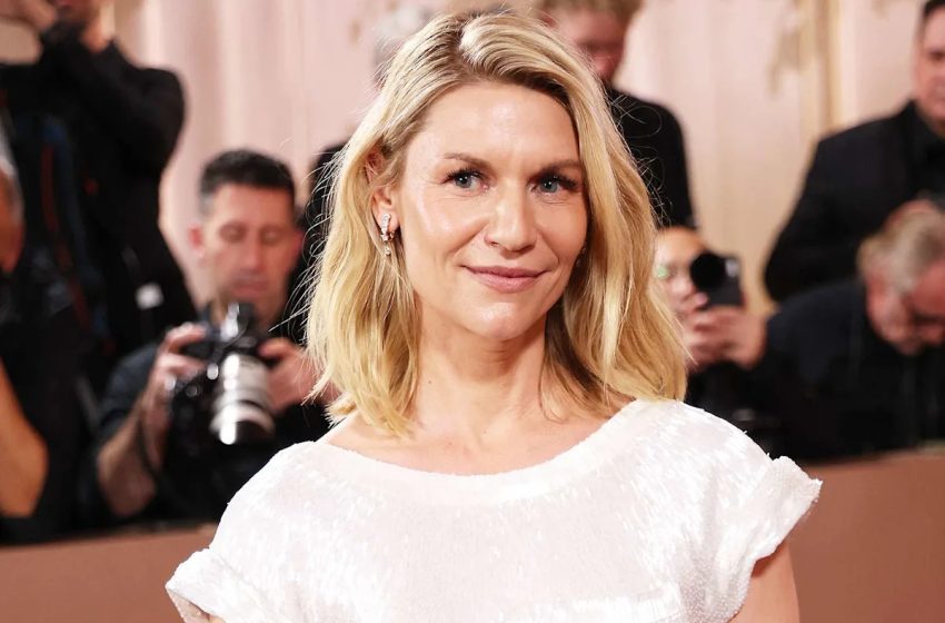  Claire Danes Recalls ‘Meltdown’ After Learning She Was Pregnant with Baby No. 3, Says She Called OBGYN in ‘Convulsive Tears’
