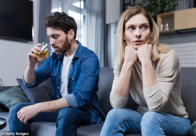  I spent years begging my alcoholic husband to stop drinking. He’s now been sober for 12 months… and this is why I’ve just blindsided him with divorce: MARIAN TREVLIN
