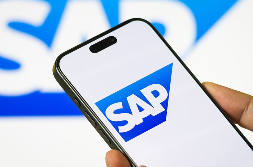  SAP shares fall after reporting disappointing cloud contract value