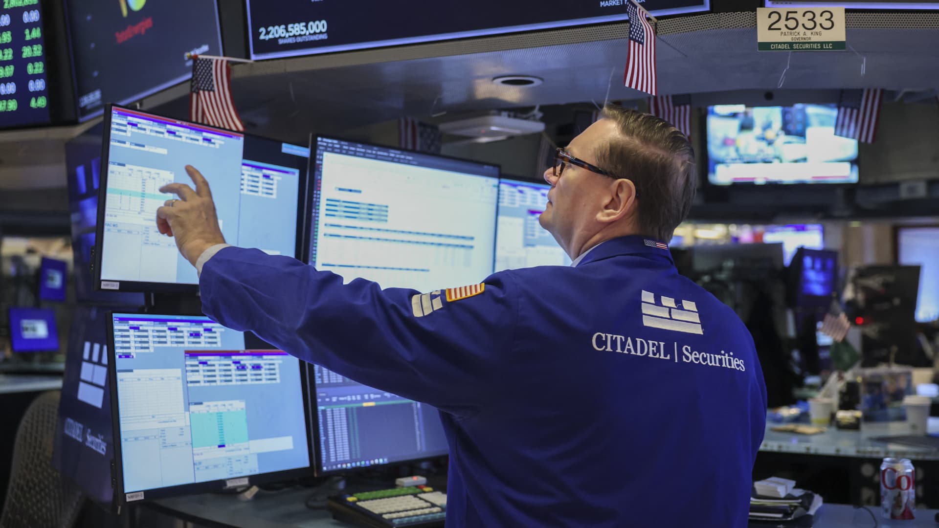  Stock market today: Live updates