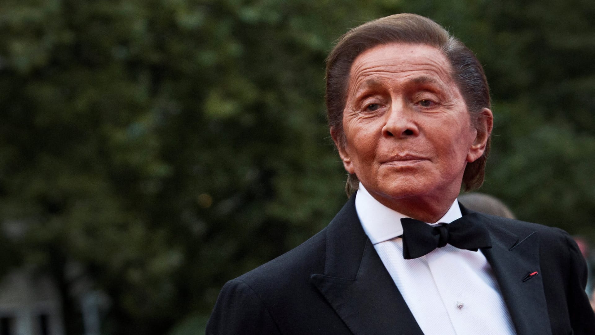  Valentino, leading Italian fashion designer, dies at 93