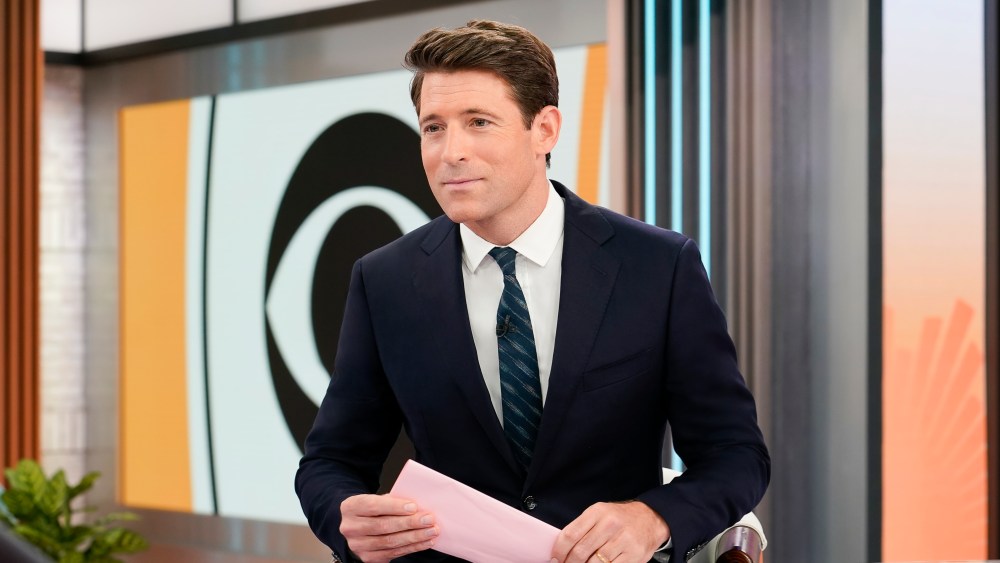  Tony Dokoupil’s ‘CBS Evening News’ Run to Start Amid Venezuela News
