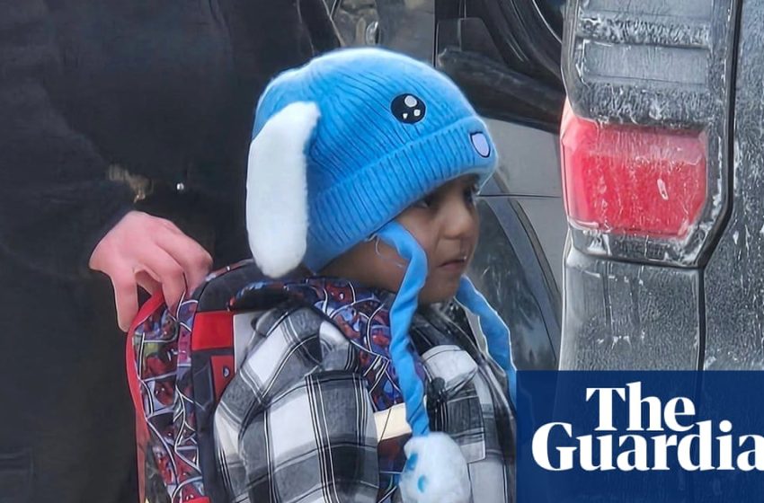  US federal judge blocks deportation of five-year-old boy and his father | US immigration