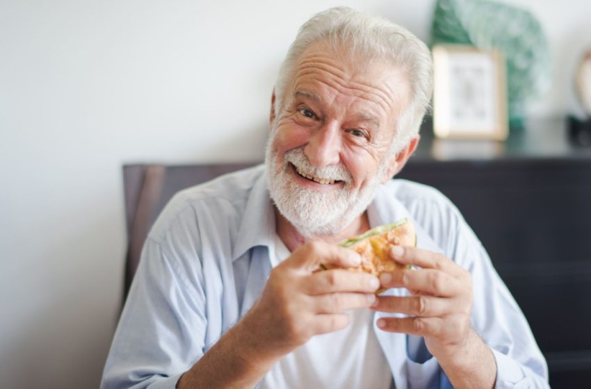  Meat May Help Underweight Seniors Make It to 100