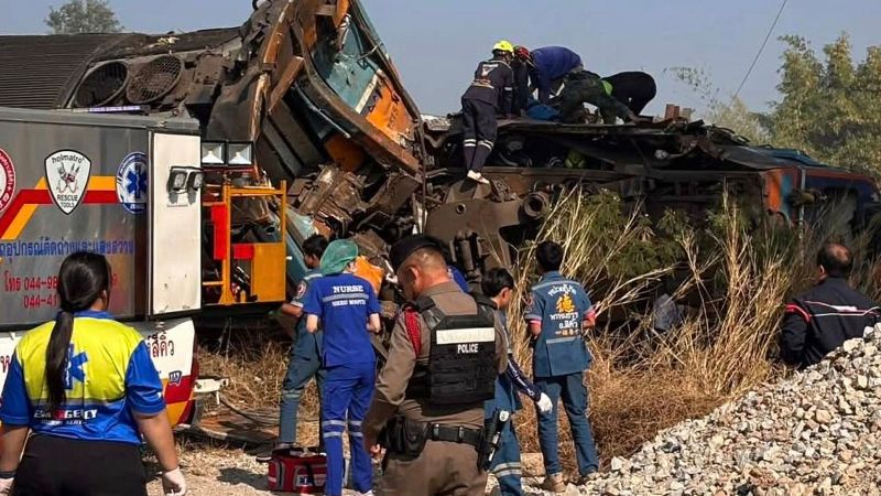  At least 19 killed after crane falls on train in Thailand