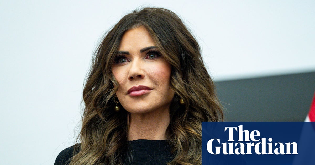  Noem backtracks on ICE pepper spray denial amid tension in Minneapolis | Trump administration