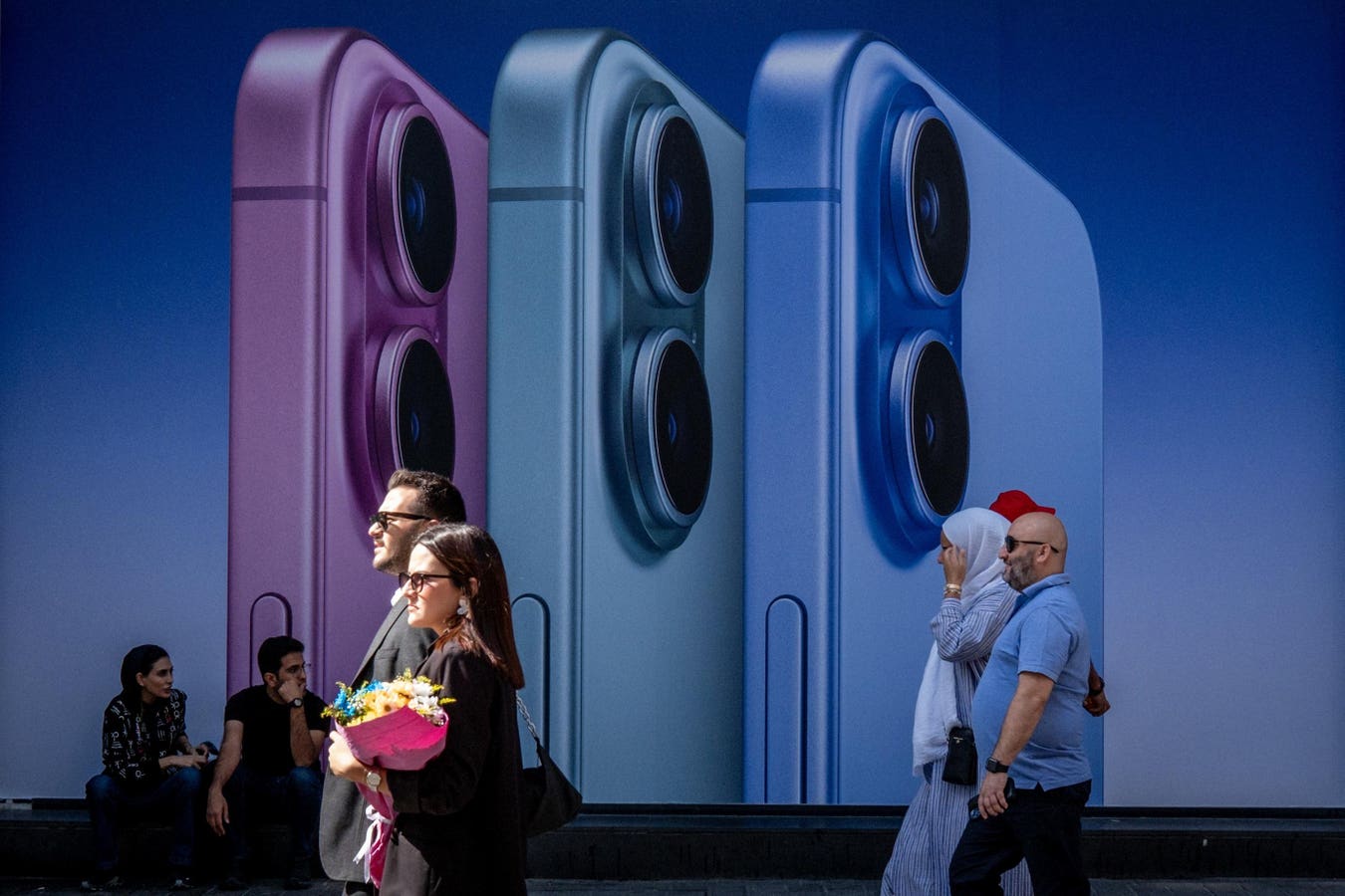  Apple’s Crucial iPhone Update Decision Means Hundreds Of Millions Must Update Now