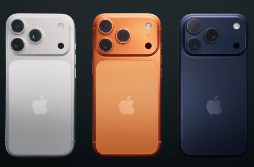  Apple CEO Tim Cook Says iPhone Sales Were ‘Simply Staggering’ Towards End of 2025