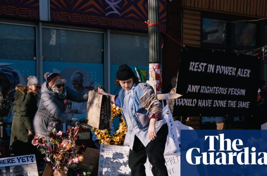  Pho, handwarmers, grief and loss: a week on the block where Alex Pretti was killed | Minnesota ICE shootings