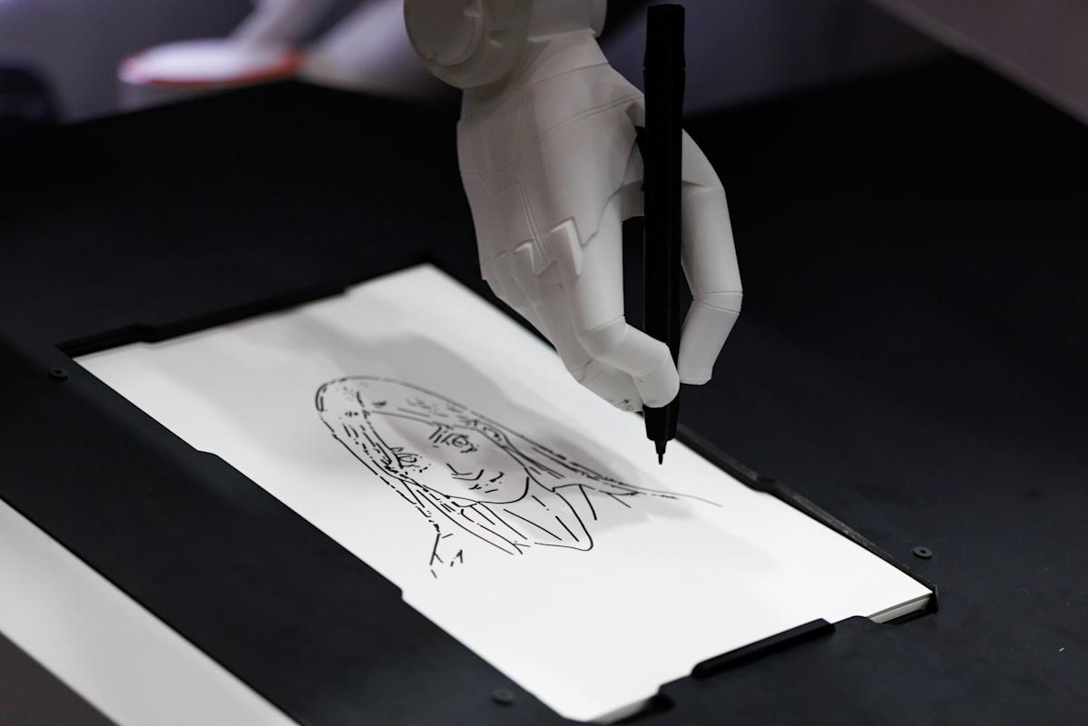  Emerging-Market Stock Index Hits Five-Year High on AI Bets