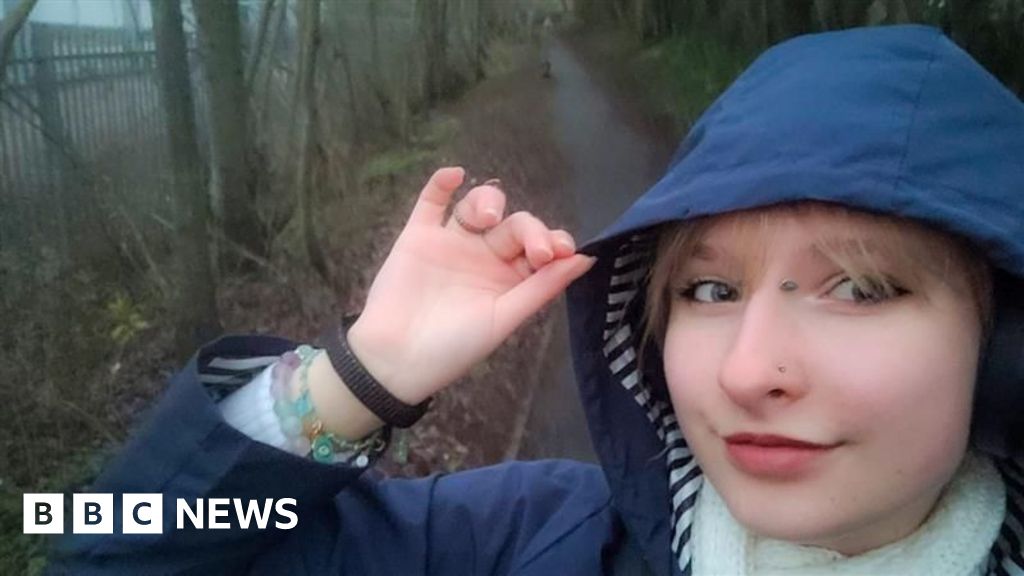  My three-hour university commute is worth the £7,000 saving on halls