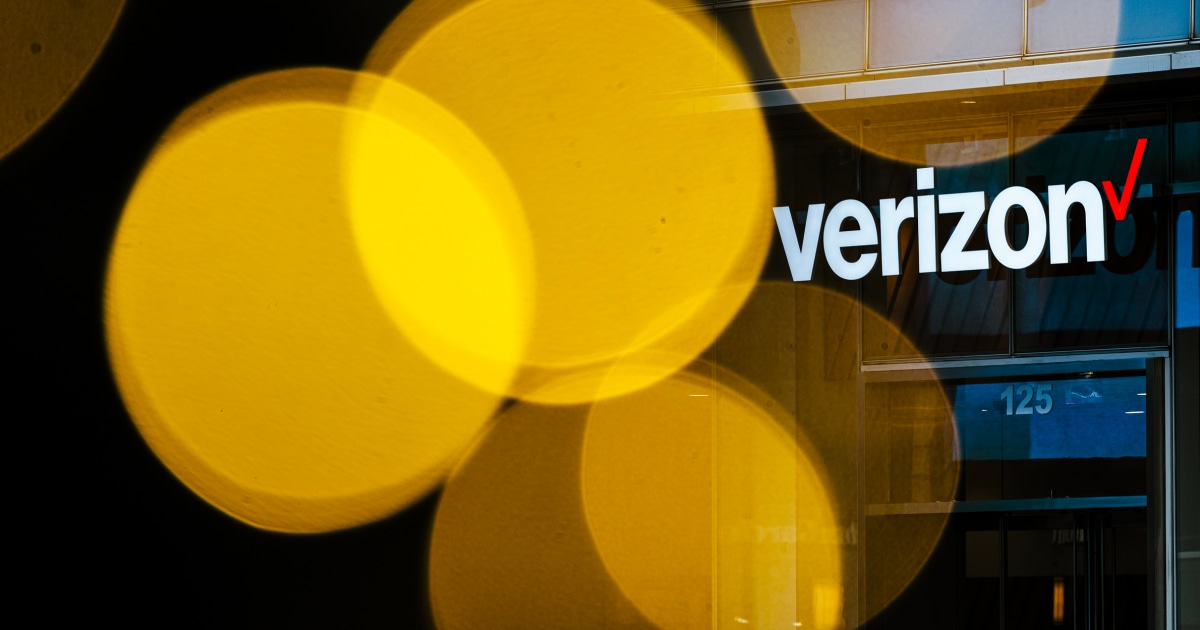  Widespread Verizon outage prompts emergency alerts in DC, NYC