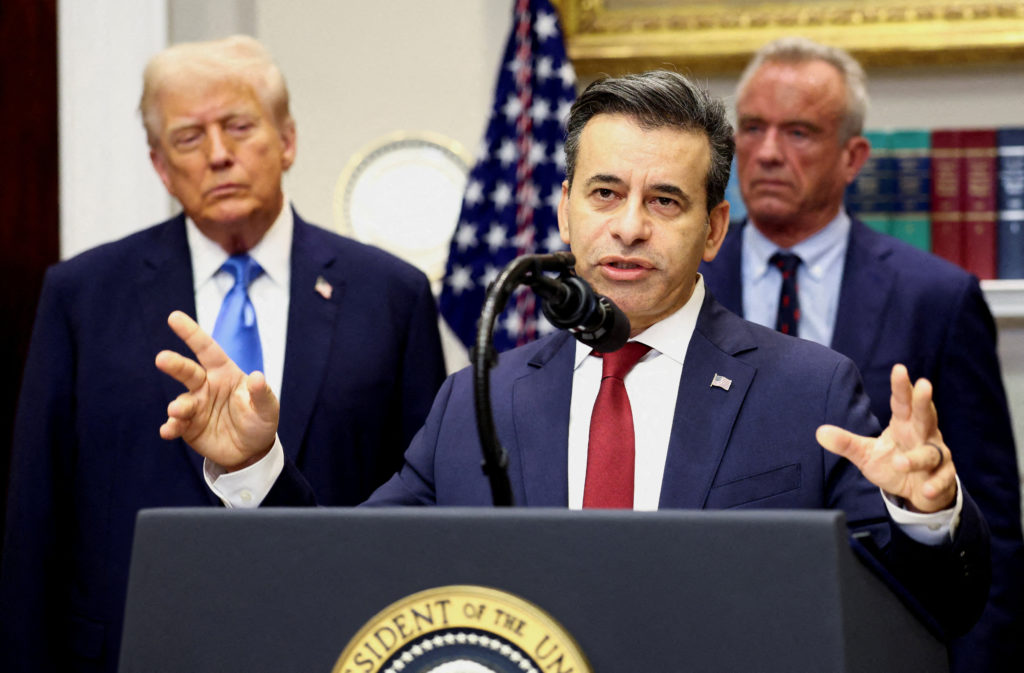  FDA’s new expedited drug program raises legal questions and concerns