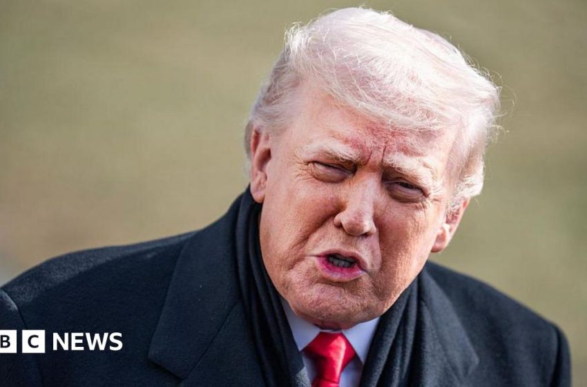  Live: Trump warns Minneapolis mayor is ‘playing with fire’ over immigration