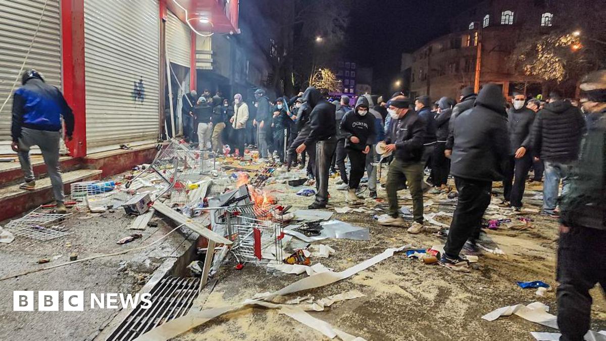  Internet blackout in Iran as large anti-government protests held across country