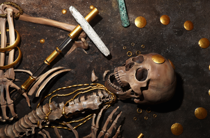  Varna Gold: Humanity’s first gold jewelry was found in a cemetery with a gold ‘penis sheath’