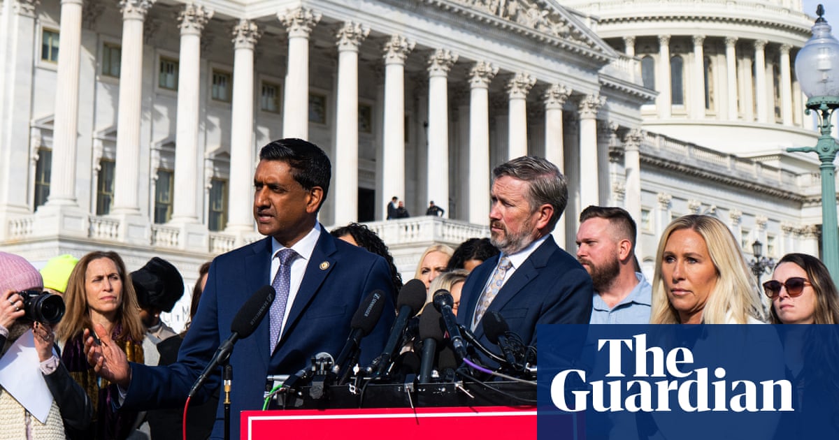  Epstein victims’ advocates express outrage over slow release of files | Jeffrey Epstein