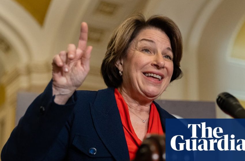  Klobuchar declares Minnesota governor run as Walz vows not to seek office again | Minnesota