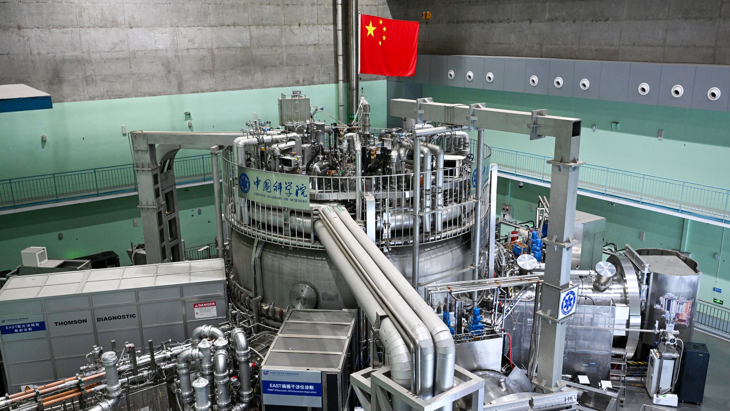  China’s ‘artificial sun’ reactor shatters major fusion limit — a step closer to near-limitless clean energy.