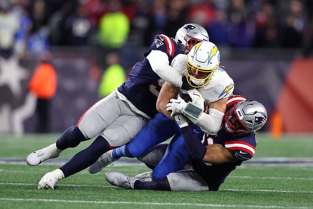  5 takeaways from the Patriots’ Wild Card win over the Chargers – 98.5 The Sports Hub