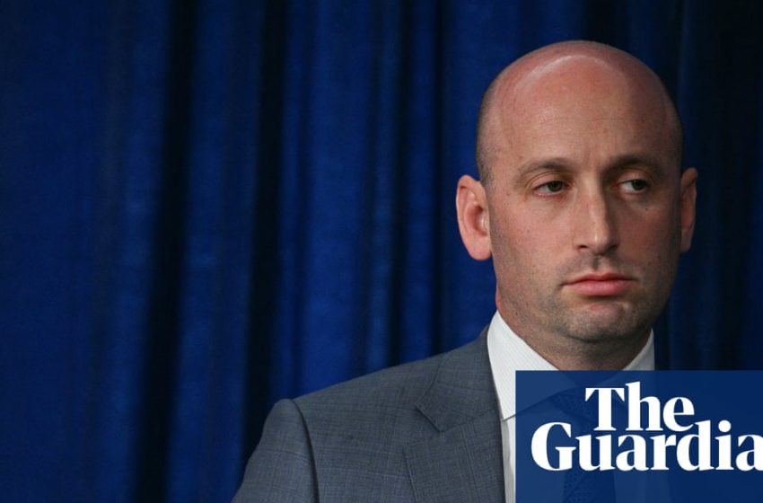  Pressure grows on Stephen Miller after Alex Pretti killing but Trump unlikely to cut ties | Donald Trump