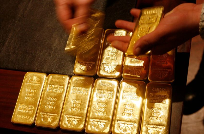  Gold and Silver Tumble As Traders React to Trump’s Pick for Fed Chief