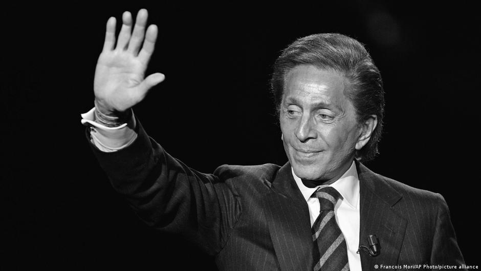  Valentino, Italian fashion icon, dies aged 93