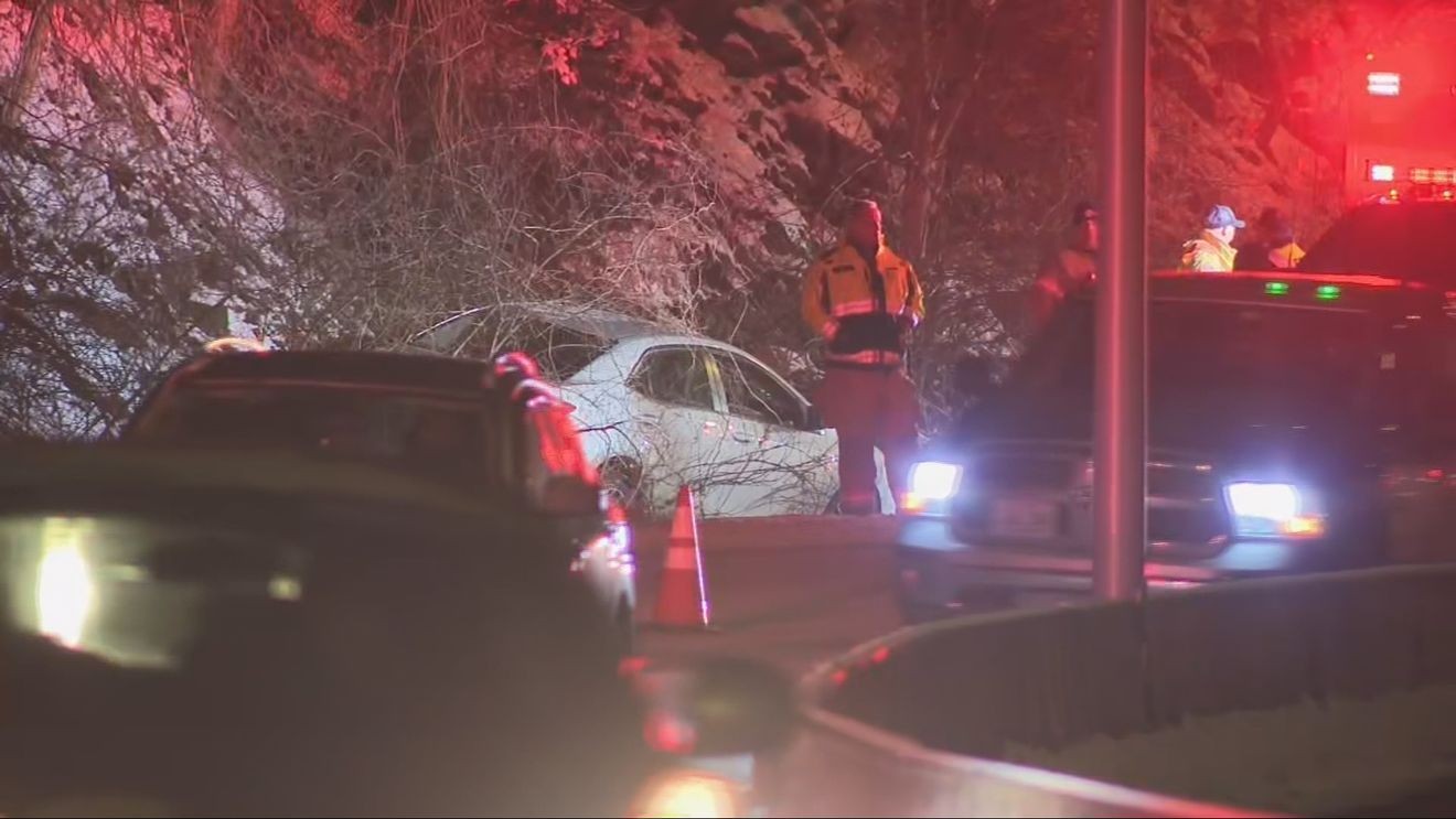  Vehicle ends up in wooded area on Route 4 in East Greenwich